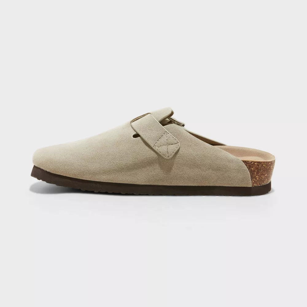 Klyrra's Suede Clogs
